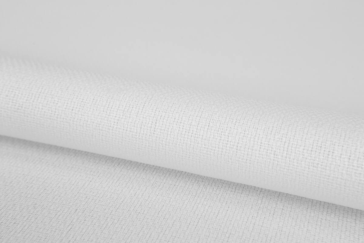 Subli-Lining 40, +/- 34 g 
For subli transfer 
Woven interlining fabric
Effective width: 150 cm (material width 154/155 cm)
2" core
1,50 x +/- 100 m